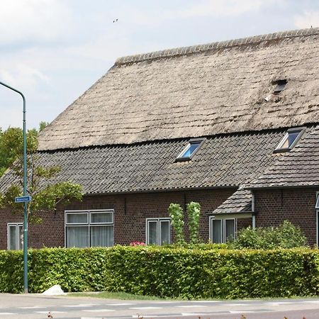 Logerenbijonsz Bed & Breakfast Berghem Bagian luar foto